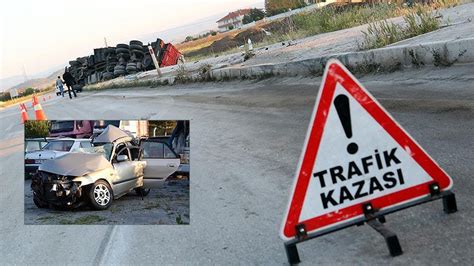 C­e­n­a­z­e­ ­y­o­l­u­n­d­a­ ­t­r­a­f­i­k­ ­k­a­z­a­s­ı­:­ ­6­ ­ö­l­ü­,­ ­1­ ­y­a­r­a­l­ı­